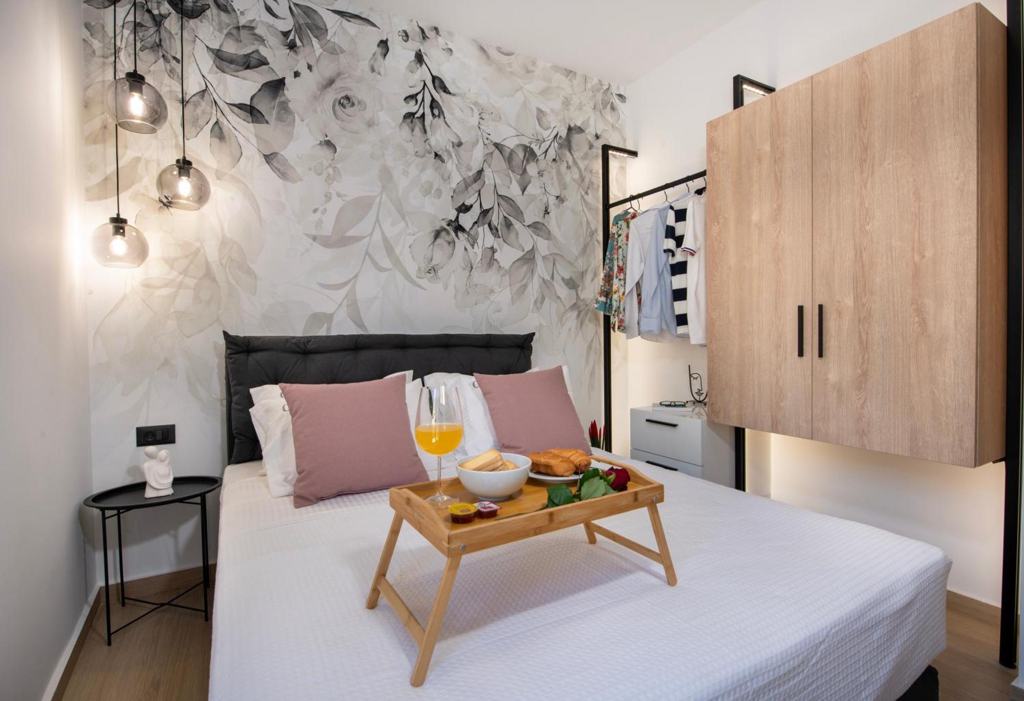 Alpha Apartament